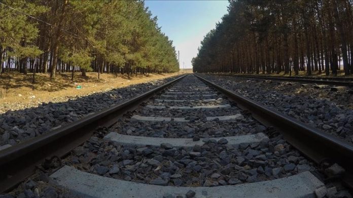 Demir yolu
