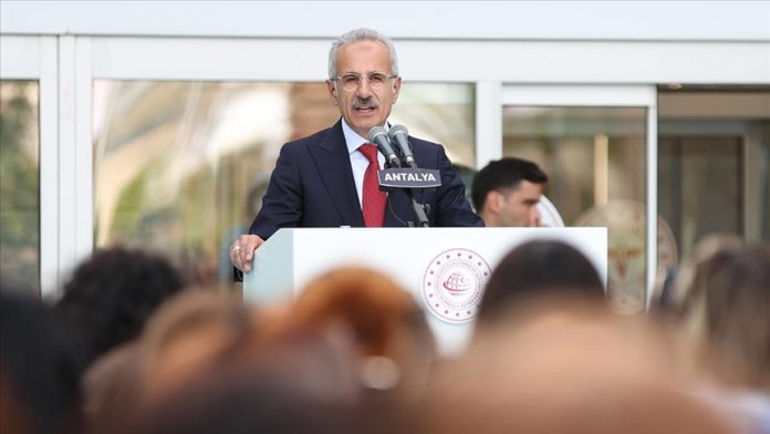Ulaştırma ve Altyapı Bakanı Abdulkadir Uraloğlu