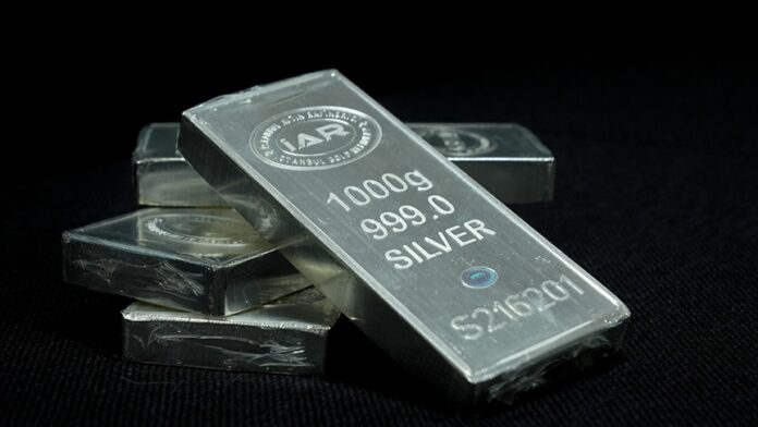 Gümüşün ons fiyatı 14 yılın zirvesini gördü