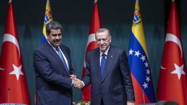 Erdoğan ile Maduro telefon görüşmesi gerçekleştirdi